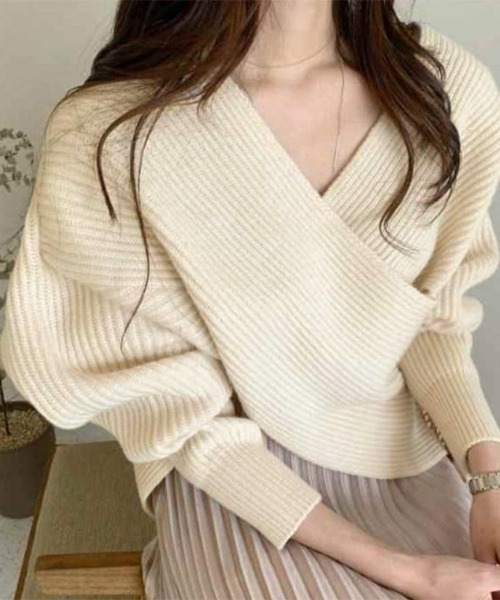 spiritoso（スピリトーゾ）の「フロントクロスニットトップス（ニット