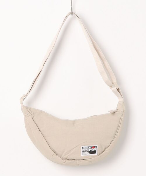 Red Cap Girl（レッドキャプガール）の「RED CAP GIRL/レッドキャップガールRCG　ピス付き　ミニショルダーバッグ（ショルダーバッグ・レディース・アイボリー/ブラック/ネイビー・ONE SIZE）」の21枚目の写真