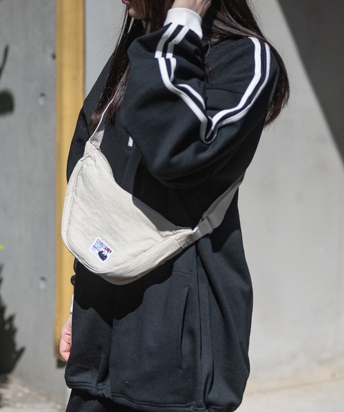 Red Cap Girl（レッドキャプガール）の「RED CAP GIRL/レッドキャップガールRCG　ピス付き　ミニショルダーバッグ（ショルダーバッグ・レディース・アイボリー/ブラック/ネイビー・ONE SIZE）」の17枚目の写真