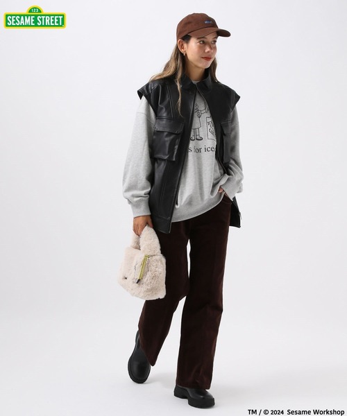 BAYFLOW（ベイフロー）の「【SESAME STREET(セサミストリート)】別注プリントスウェットプルオーバー（スウェット・レディース・アイボリー/ネイビー/グレー・FREE）」の10枚目の写真