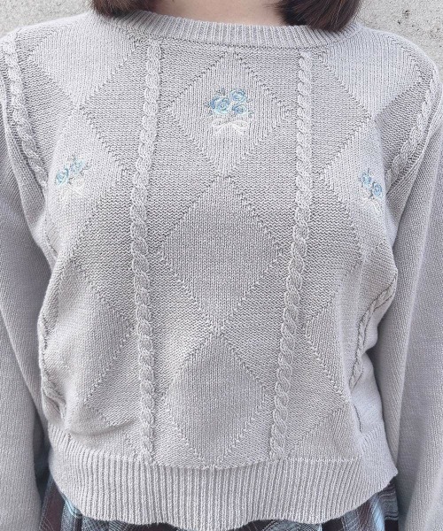 F i.n.t（フィント）の「ローズミニブーケ刺繍ニットプルオーバー/fint（ニット/セーター・レディース・オフホワイト/ライトグレー・FREE）」の8枚目の写真