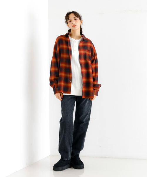 Revo.(レボ)の「【Revo./レボ】リラックスフィット オンブレチェック ネルシャツ/ユニセックス(シャツ/ブラウス・メンズ・ブラック/ブルー/ブラウン/ワイン・M/L)」の11枚目の写真