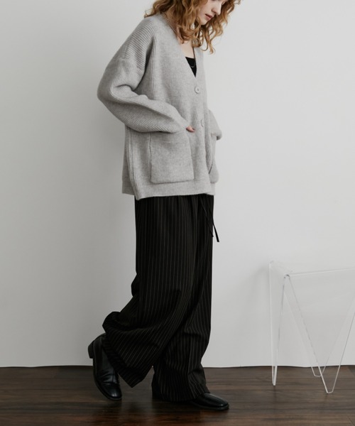 Aunt Marie's（アントマリーズ）の「オーバーサイズVネック