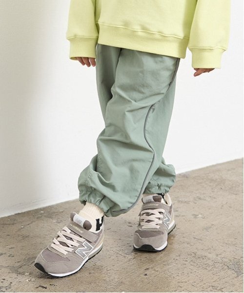 b・ROOM(ビールーム)の「【撥水加工】クライミングパンツ(その他パンツ・キッズ・パープル/ライトピンク/ブラック/ブルー系その他2/ライトカーキ/シルバーグレー/ベージュ/ラベンダー・130cm/120cm/110cm/100cm/140cm)」の5枚目の写真