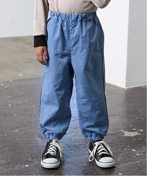 b・ROOM(ビールーム)の「【撥水加工】クライミングパンツ(その他パンツ・キッズ・パープル/ライトピンク/ブラック/ブルー系その他2/ライトカーキ/シルバーグレー/ベージュ/ラベンダー・130cm/120cm/110cm/100cm/140cm)」の6枚目の写真