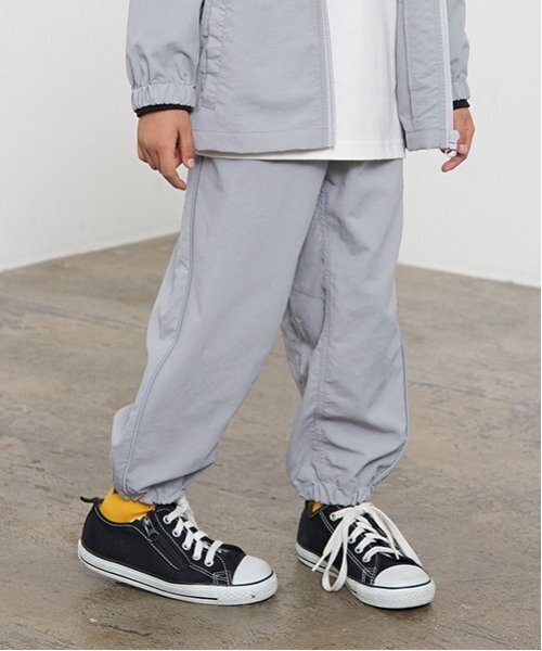 b・ROOM(ビールーム)の「【撥水加工】クライミングパンツ(その他パンツ・キッズ・パープル/ライトピンク/ブラック/ブルー系その他2/ライトカーキ/シルバーグレー/ベージュ/ラベンダー・130cm/120cm/110cm/100cm/140cm)」の3枚目の写真