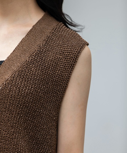 Munich（ミューニック）の「針抜き編みニットジレ（ベスト・レディース・ブラック/グレイッシュベージュ/ブラウン・FREE）」の20枚目の写真