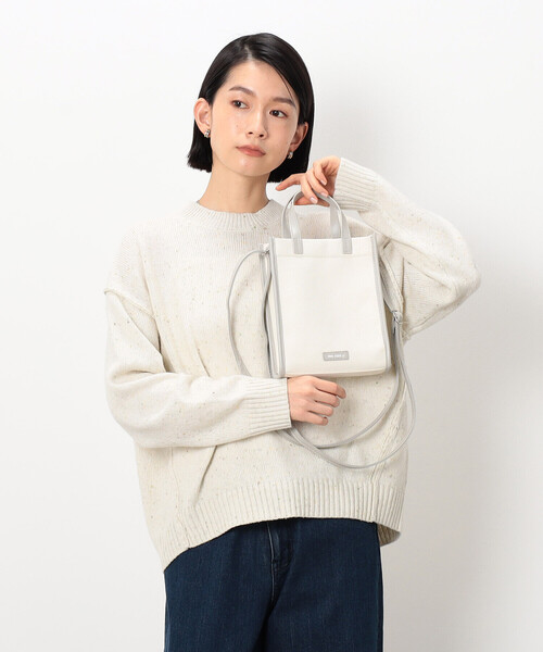 MONO　COMME CA（モノコムサ）の「キャンバスミニショルダー（ショルダーバッグ・レディース・ブラック/グレー・FREE）」の2枚目の写真