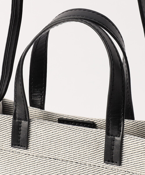 MONO　COMME CA（モノコムサ）の「キャンバスミニショルダー（ショルダーバッグ・レディース・ブラック/グレー・FREE）」の13枚目の写真