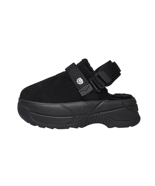 SHAKA（シャカ）の「SHAKA 厚底 クロッグ サンダル SNUG CLOG MOUTON CHUNKY（サンダル・レディース・ブラック/タン・23/24/25/22）」の6枚目の写真