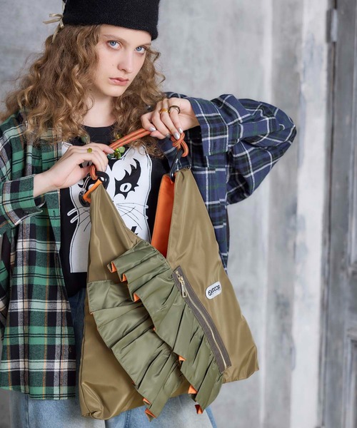 RISLEY OUTDOOR PRODUCTフリルバック RISLEY×OUTDOOR PRODUCT】ティアードフリルトートバッグ（トート