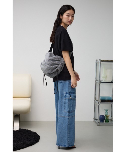 AZUL by moussy(アズールバイマウジー)の「サイドギャザーパデットバッグ(ショルダーバッグ・レディース・シルバー/ブラック/ブラック系その他2・FREE)」の11枚目の写真