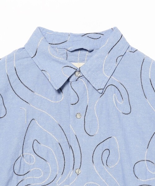 B:MING by BEAMS（ビーミングバイビームス）の「ambiance / Embroidery Shirt（S～M）（シャツ/ブラウス・レディース・ライトブルー/オフホワイト・SMALL/MEDIUM）」の8枚目の写真