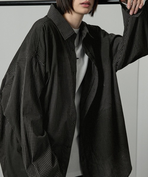 Alfred Alex（アルフレッドアレックス）の「【Alfred Alex】ヴィンテージメイク スプレーデザイン グラデーションチェックシャツ（シャツ/ブラウス・メンズ・ブラック/ホワイト・L/M）」の5枚目の写真