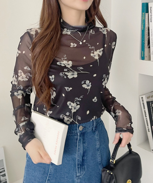 Eclat one(エクラワン)の「【Eclat one】水彩フラワー シアー ハイネック インナー(Tシャツ/カットソー・レディース・アイボリー/ネイビー/ブラック・FREE)」の21枚目の写真