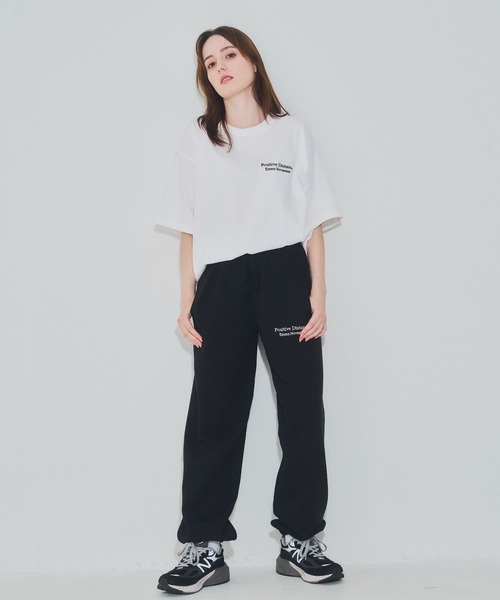 EMMA NOVEMBER　（エマノーヴェンバー）の「Embroidery マグナムウェイト ビッグシルエット Tシャツ（Tシャツ/カットソー・メンズ・ホワイト/ブラック・1/2/3）」の10枚目の写真