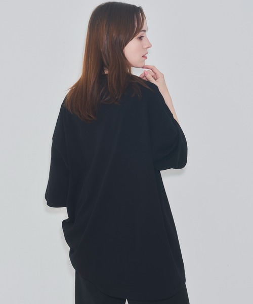 EMMA NOVEMBER　（エマノーヴェンバー）の「Embroidery マグナムウェイト ビッグシルエット Tシャツ（Tシャツ/カットソー・メンズ・ホワイト/ブラック・1/2/3）」の9枚目の写真