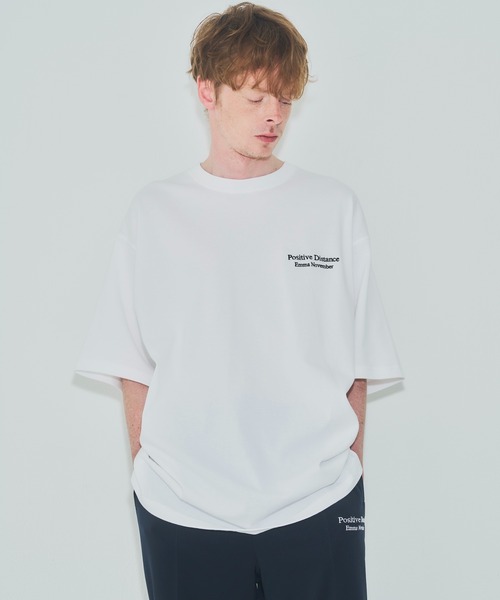 EMMA NOVEMBER　（エマノーヴェンバー）の「Embroidery マグナムウェイト ビッグシルエット Tシャツ（Tシャツ/カットソー・メンズ・ホワイト/ブラック・1/2/3）」の21枚目の写真