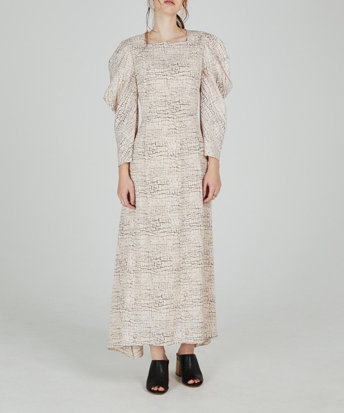 CIEL'AIR（シエルエアー）の「Power Shoulder Onepiece（ワンピース・レディース・ホワイト/ブルー・LARGE/MEDIUM）」の13枚目の写真