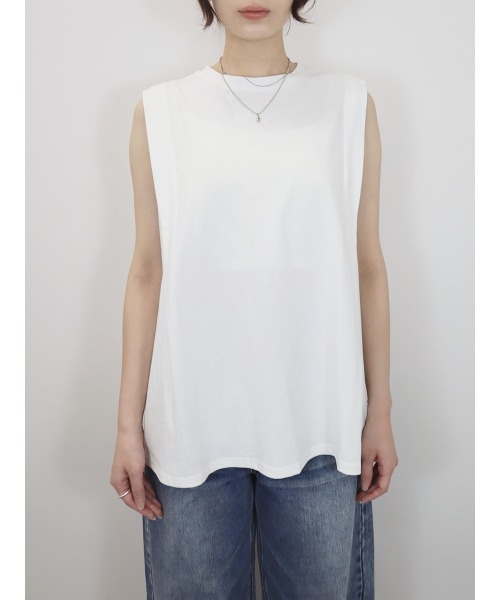 Reurie'(レウリィ)の「ショルダータックノースリーブT/shoulder tuck nosleeve T カットソー 袖なし シンプル 大人カジュアル インナー(Tシャツ/カットソー・レディース・ブラック/ホワイト・FREE)」の15枚目の写真