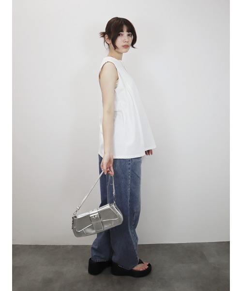 Reurie'(レウリィ)の「ショルダータックノースリーブT/shoulder tuck nosleeve T カットソー 袖なし シンプル 大人カジュアル インナー(Tシャツ/カットソー・レディース・ブラック/ホワイト・FREE)」の18枚目の写真