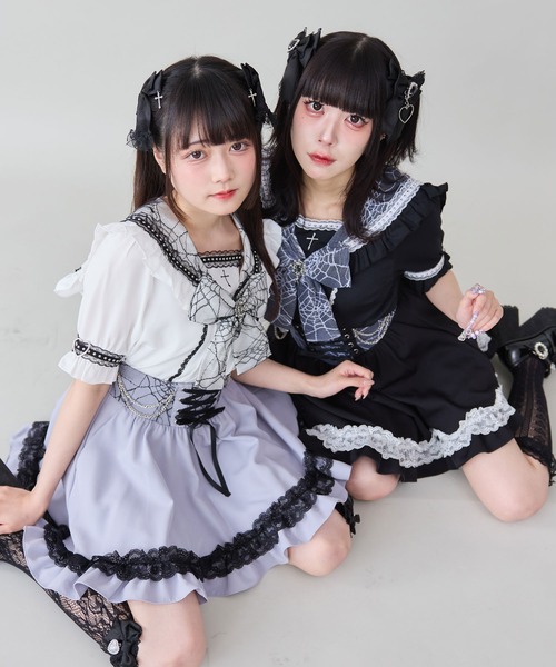 DearMyLove(ディアマイラブ)の「十字架クモレースセーラーフリルブラウス(シャツ/ブラウス・レディース・ブラック×ホワイト/ブラック/ホワイト/ボルドー/パープル・MEDIUM/LARGE/LL/3L)」の8枚目の写真