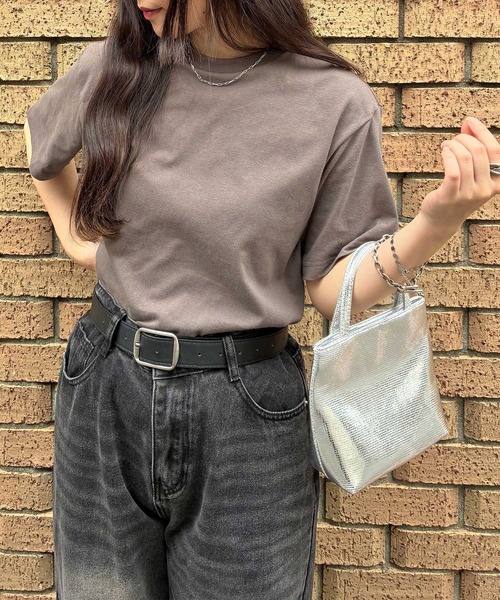 United Athle(ユナイテッドアスレ)の「雑誌『non-no』にて掲載!【United Athle】4.7オンス レギュラー フィット Tシャツ 半袖 5300(Tシャツ/カットソー・レディース・ホワイト/オフホワイト/アッシュ/グレー/ナチュラル/ベージュ/バーガンディー/マスタード/ライトグリーン/ダークグリーン/ライトブルー/ロイヤルブルー/インディゴブルー/ネイビー/チャコールグレー/スミクロ/ブラック/ワイン・XS/S/M/L/XL)」の5枚目の写真