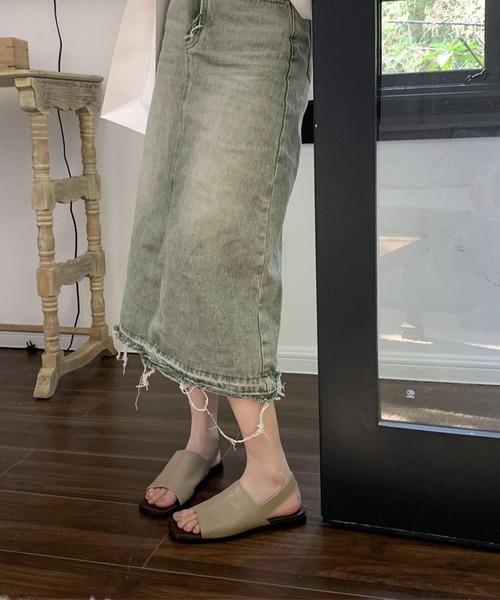Lace Ladies(レースレディース)の「スクエアトゥ フロントステッチ バックストラップ付き フラット サンダル(サンダル・レディース・ベージュ/ブラック・25cm/22.5cm/23cm/23.5cm/24cm/24.5cm)」の19枚目の写真