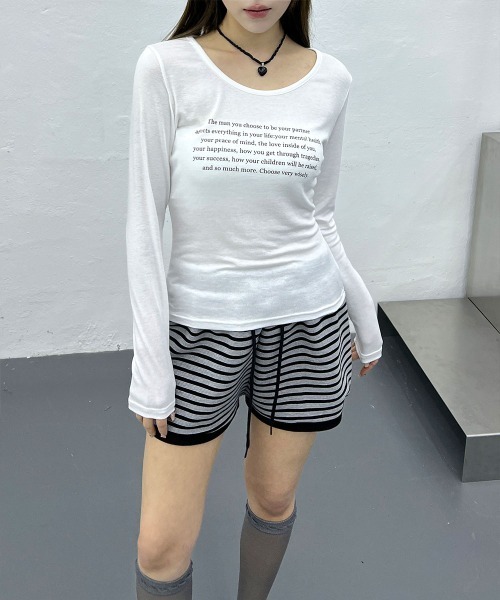 4INT.（フォイント）の「シースルー レタリング ラウンドネック 長袖 Tシャツ（Tシャツ/カットソー・レディース・ホワイト/ブラック/ベージュ/グレー・FREE）」の6枚目の写真