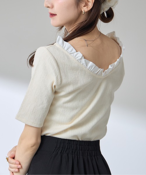 &. NOSTALGIA(アンドドットノスタルジア)の「【ZOZO限定】フリル衿バレエネック半袖プルオーバー(Tシャツ/カットソー・レディース・アイボリー/ブラック・M)」の14枚目の写真