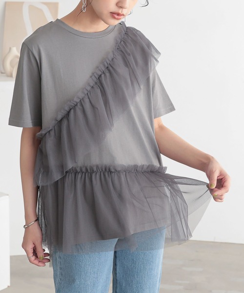 n'OrLABEL(ノアールレーベル)の「【吸湿冷感】ひんやりチュールフリルドッキングカットソー(Tシャツ/カットソー・レディース・ブラック/チャコール/オフホワイト・2/1)」の5枚目の写真