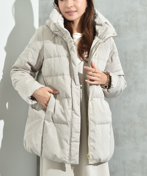 INTERPLANET（インタープラネット）の「ピーチスキンミドルダウン（ダウンジャケット/コート・レディース・ネイビー/グレイッシュベージュ/ブラック/ベージュ・LARGE/MEDIUM）」の17枚目の写真