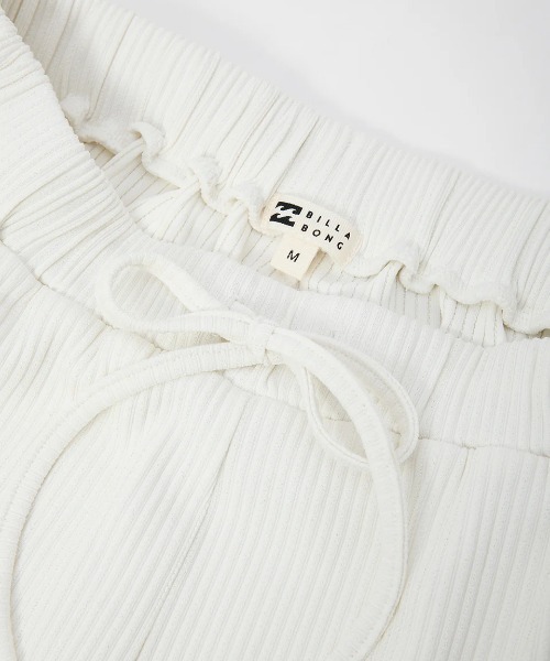 BILLABONG（ビラボン）の「【BILLABONG/ビラボン】25SS UTILITY RIB/水陸両用ドローコード付きウエストゴムストレッチリブセットアップショートパンツ(水着)（水着・レディース・ホワイト/ブラック・MEDIUM/LARGE）」の7枚目の写真
