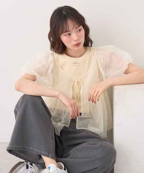earth music&ecology(アースミュージックアンドエコロジー)の「SET2点チュールバルーンブラウス+ロゴタンク(Tシャツ/カットソー・レディース・ブラック/アイボリー/ピンクベージュ・FREE)」の2枚目の写真