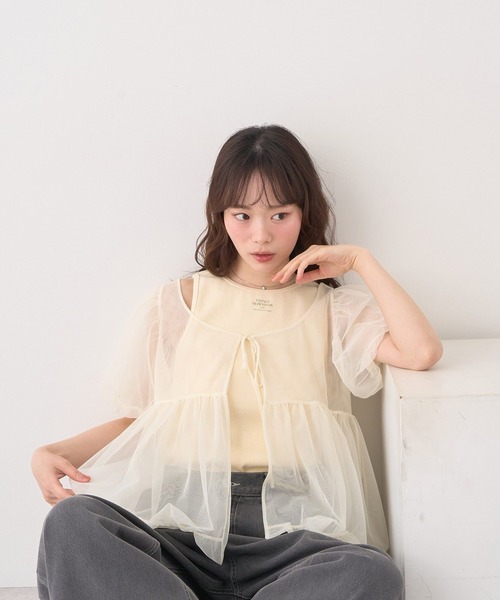 earth music&ecology(アースミュージックアンドエコロジー)の「SET2点チュールバルーンブラウス+ロゴタンク(Tシャツ/カットソー・レディース・ブラック/アイボリー/ピンクベージュ・FREE)」の6枚目の写真