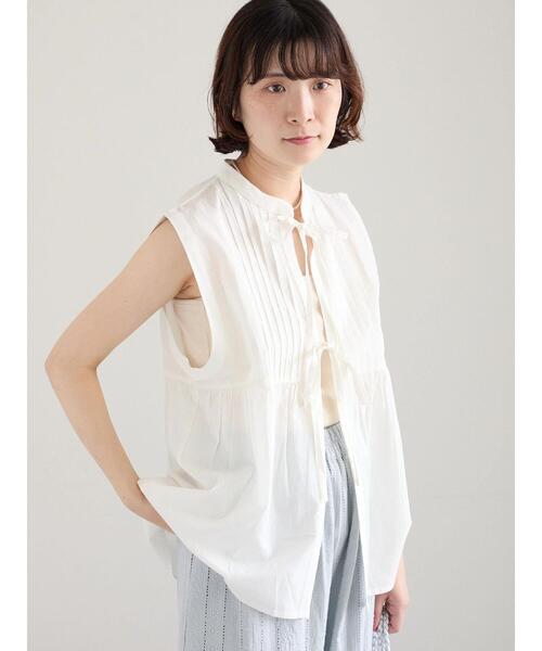 Samansa Mos2 blue（サマンサモスモスブルー）の「【Made in India】リボンベスト（シャツ/ブラウス・レディース・ブラック/オフホワイト/ネイビー・F）」の14枚目の写真