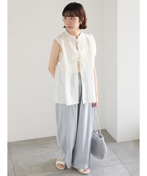 Samansa Mos2 blue（サマンサモスモスブルー）の「【Made in India】リボンベスト（シャツ/ブラウス・レディース・ブラック/オフホワイト/ネイビー・F）」の15枚目の写真