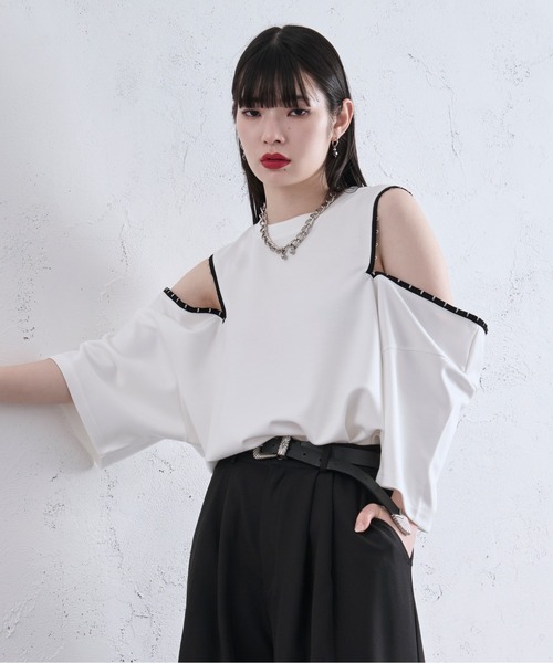 Ellno Loset(エルノロゼット)の「ショルダーホックポンチTシャツ(Tシャツ/カットソー・メンズ・オフホワイト/ブラック/ライトパープル・LARGE/SMALL/MEDIUM)」の19枚目の写真