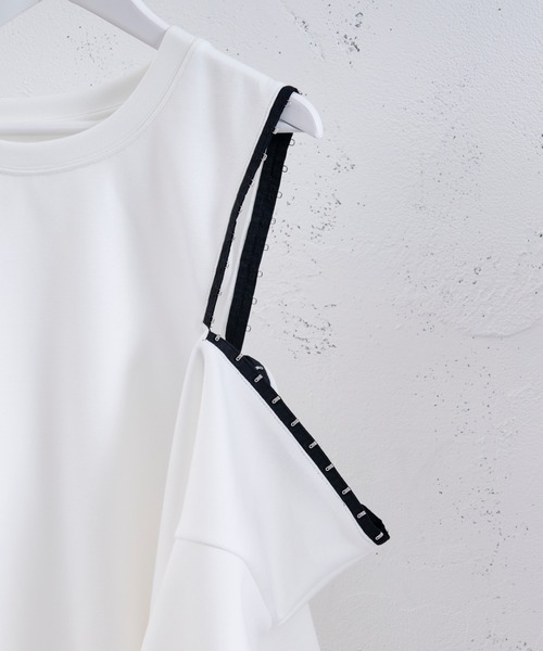 Ellno Loset(エルノロゼット)の「ショルダーホックポンチTシャツ(Tシャツ/カットソー・メンズ・オフホワイト/ブラック/ライトパープル・LARGE/SMALL/MEDIUM)」の4枚目の写真