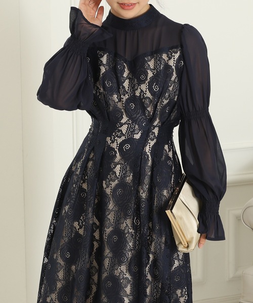 Lace Ladies(レースレディース)の「チョーカーネック 花柄 レース ドッキング キャンディースリーブ ドレス(ドレス・レディース・チャコールグレー/ベージュ/ネイビー/ブラック・FREE/S)」の4枚目の写真