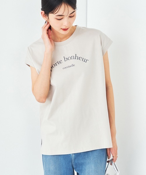 a.v.v(アーヴェヴェ)の「【コットン100%】フレンチスリーブロゴTシャツ(Tシャツ/カットソー・レディース・ホワイト/グレー系その他・34/36/38/40/42)」の2枚目の写真