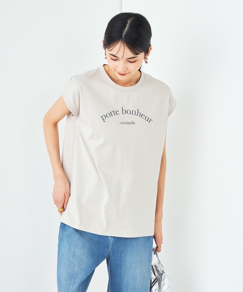 a.v.v(アーヴェヴェ)の「【コットン100%】フレンチスリーブロゴTシャツ(Tシャツ/カットソー・レディース・ホワイト/グレー系その他・34/36/38/40/42)」の6枚目の写真