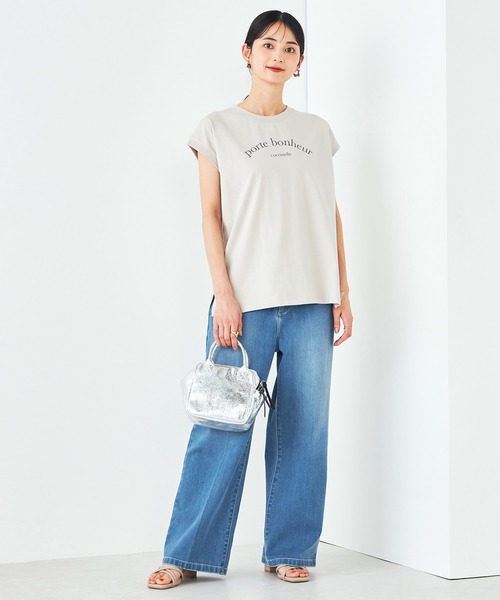 a.v.v(アーヴェヴェ)の「【コットン100%】フレンチスリーブロゴTシャツ(Tシャツ/カットソー・レディース・ホワイト/グレー系その他・34/36/38/40/42)」の11枚目の写真