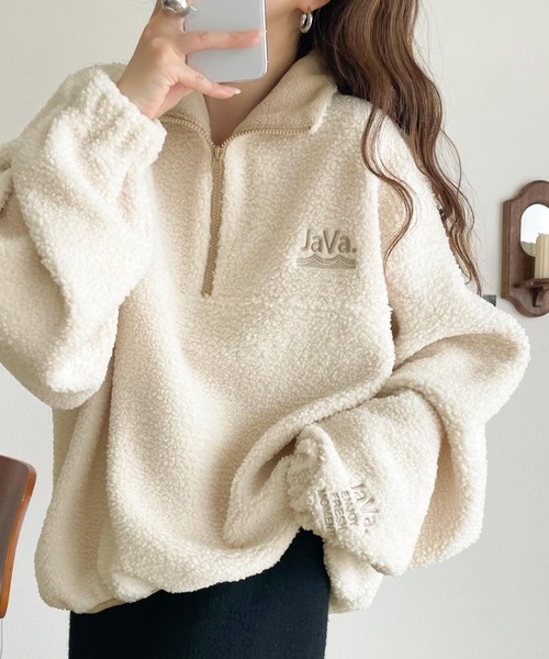 Java(ジャバ)の「《JaVaジャバコラボ》ボア素材×刺繍でおしゃれ上級者に格上げ♪アノラックハーフジッププルオーバー(スウェット・レディース・ブラック/グレイッシュベージュ/アイボリー・LARGE/MEDIUM/SMALL/X-LARGE)」の7枚目の写真