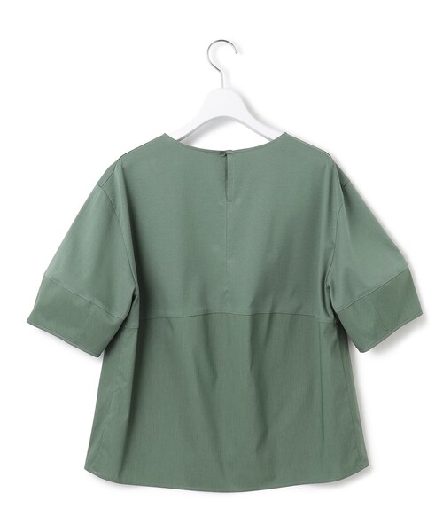 23区(ニジュウサンク)の「【洗える】シルエットスムースコンビ バックフレア カットソー(Tシャツ/カットソー・レディース・モスグリーン系/ベージュ系/ブラック系・38/40)」の11枚目の写真