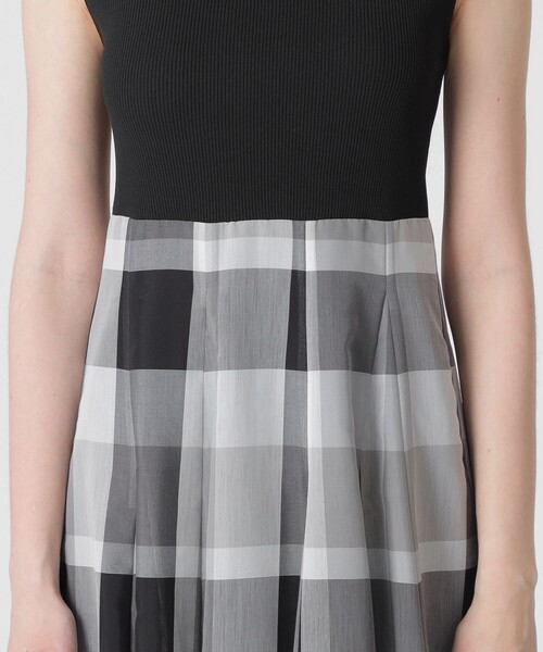 ブルーレーベル　美人百科コラボ　ニットドッキングドレス BLUE LABEL CRESTBRIDGE（ブルーレーベルクレストブリッジ）の