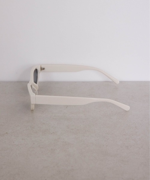 Carmelo（カーメロ）の「Cat eye oval sunglass（サングラス・レディース・ブラック/ホワイト・FREE）」の10枚目の写真