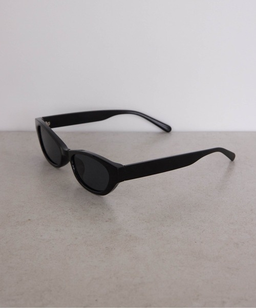 Carmelo（カーメロ）の「Cat eye oval sunglass（サングラス・レディース・ブラック/ホワイト・FREE）」の3枚目の写真