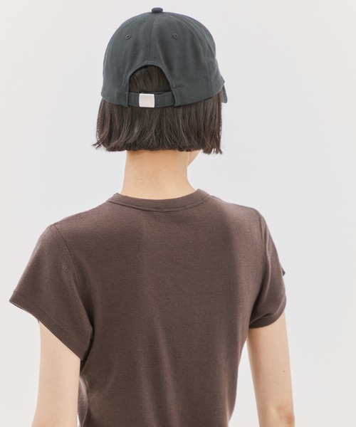 La Maison de Lyllis(メゾンドリリス)の「【LY/エルワイ】《STUDIOUS別注》Letrero cap & Vintage Pin Set/レトレロキャップ/ピンつき(キャップ・レディース・ブラウン/ベージュ/ブラック・FREE)」の7枚目の写真