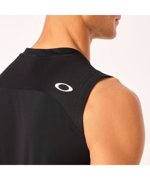 OAKLEY(オークリー)の「オークリー ENHANCE TECH COLD NS CREW 2.0/タンクトップ/ Training・トレーニングコレクション/ スポーツ/ OAKLEY(タンクトップ・メンズ・ブラック/ブルー系その他/ネイビー/ホワイト・L/M/S/XL/XS)」の10枚目の写真